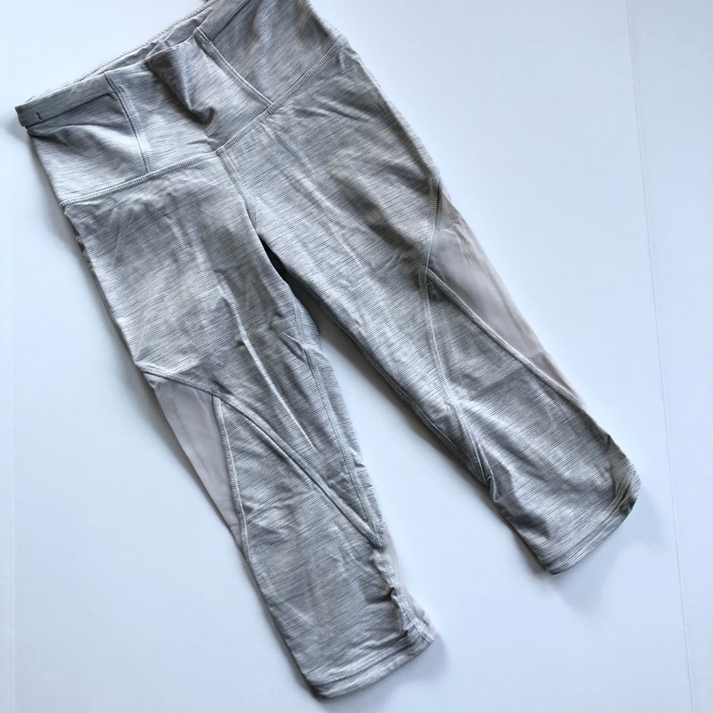 Lululemon running crops